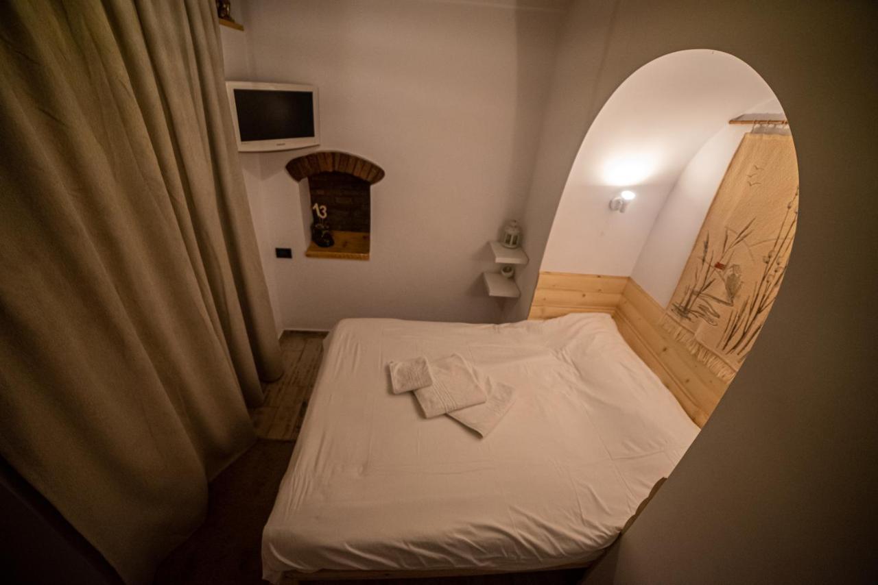 Appartement Luky13 à Braşov Extérieur photo